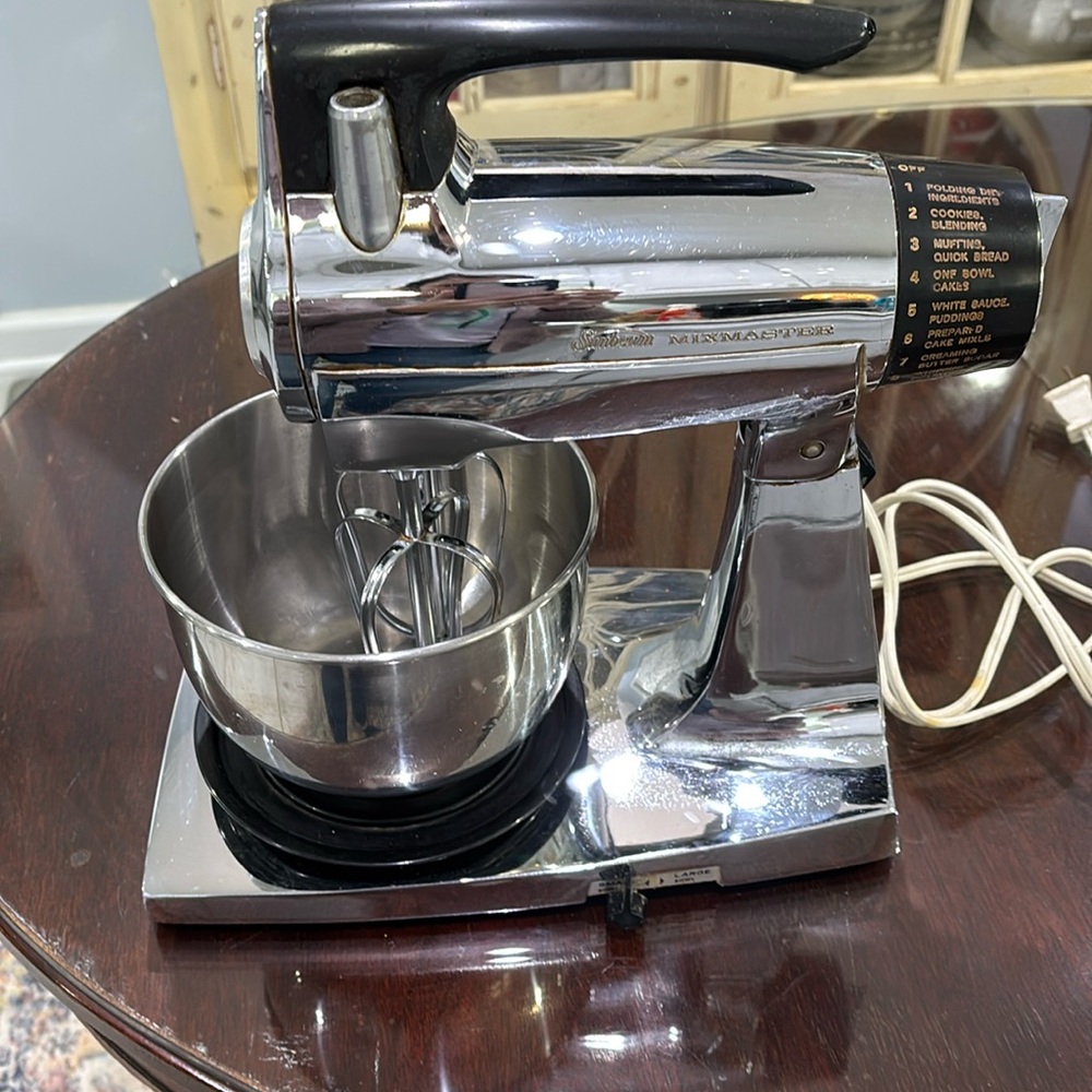 SUNBEAM 1950’s 12 speed mixer